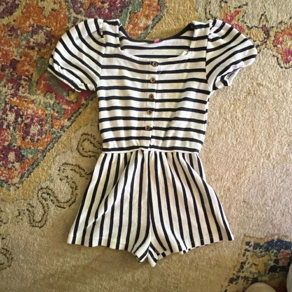 Vince Camuto Girls Romper – Black & White Striped – Size 10